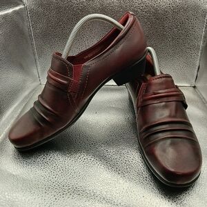 Earth Cordova Slip On Loafers Women's Size 10D